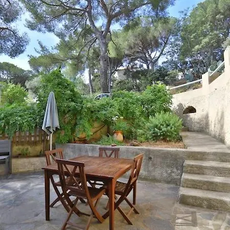 Calme, Piscine - Milady's Garden
